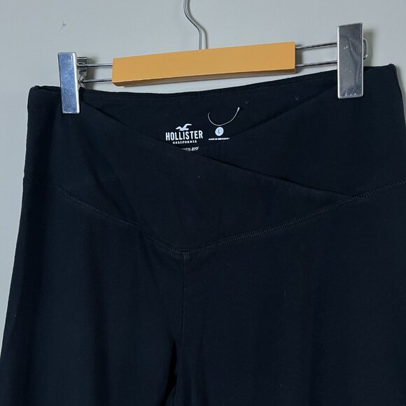 Hollister Ultra High-Rise Black Flare Leggings Size L - Picture 4 of 5